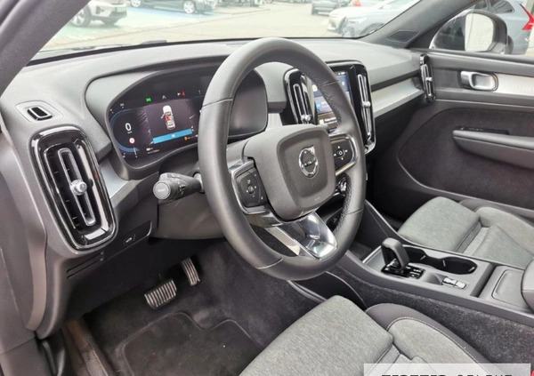 Volvo XC 40 cena 154900 przebieg: 36021, rok produkcji 2022 z Łeba małe 497